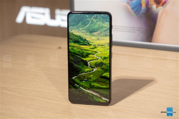 華碩ZenFone 6要改名？在印度被指商標侵權
